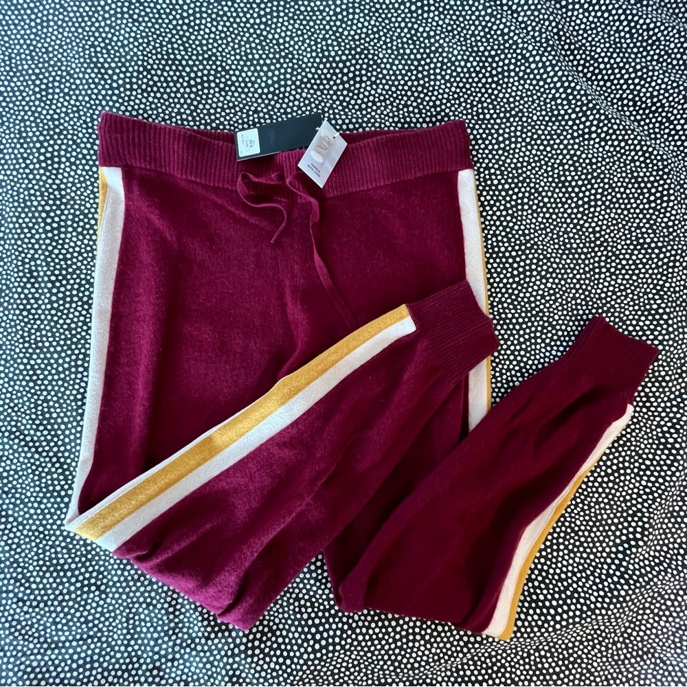Minnie Rose 100% cashmere high-rise joggers. NWT. Size L. Sporty fem. So soft!